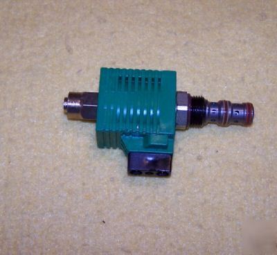 New sauer danfoss control valve, 10 vdc, 320503 - 