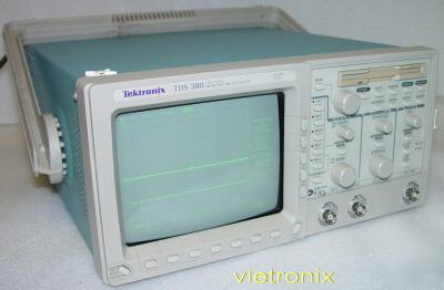 Tektronix TDS380 400MHZ 2GS/sÂ 2CH digitizing + manuals