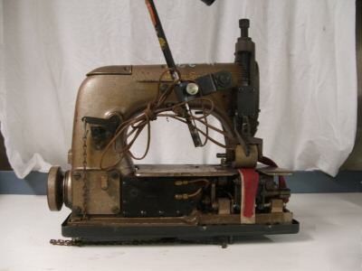 Union special industrial 2 needle sewing machine puller