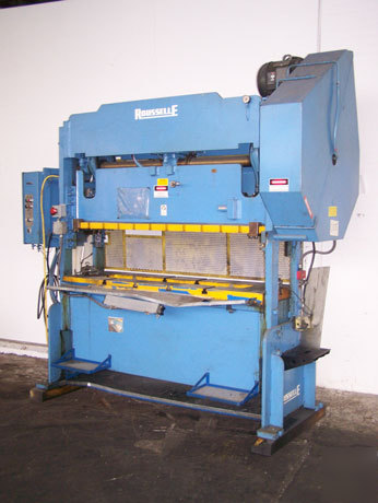 40TN straight side press, rousselle 4SS72 air