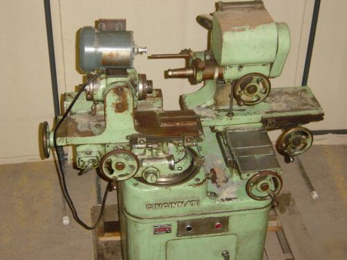 Cincinnati tool and cutter grinder w/monoset extra tool