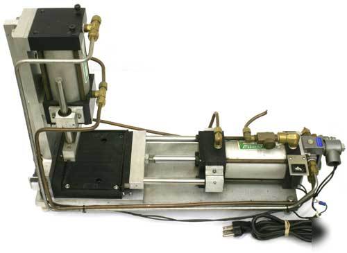 Horizontal vertical pneumatic linear actuator assembly