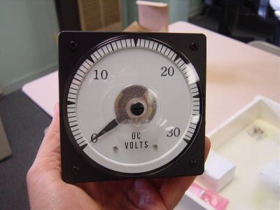 Switchboard meter 0-30VDC ls-110 hoyt