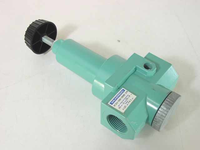 Wilkerson R30-08-000 pneumatic pressure regulator