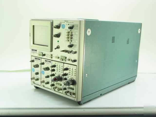 Hp 7844 400 mhz oscilliscope w/ plugins dual beam rare