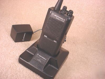Motorola 16 channel uhf P1225 portable radio(s)