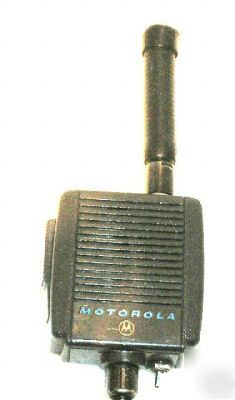 Pair motorola MT500 police fire 2 way radios w/ mics