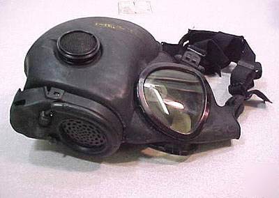 Field gas mask M17A1 from the us army