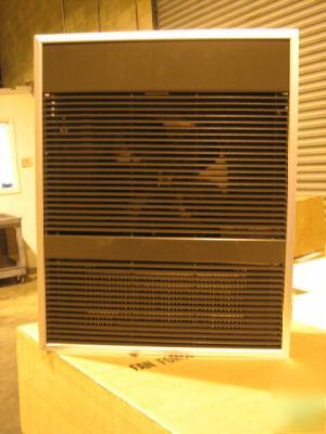 Q-mark architectural electric wall heater (240V/208V)