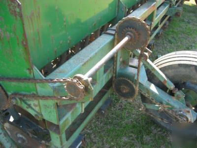 Great plains grain drill solid stand 20FT 