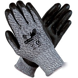 Dyneema ultratech cut resistant glove xs
