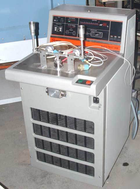Varian 948 mass spectrometer helium leak detector -auto