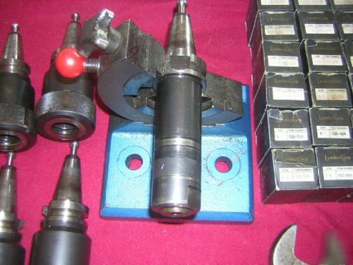 Bt-30 lyndex tool holders w/ collets & accesories