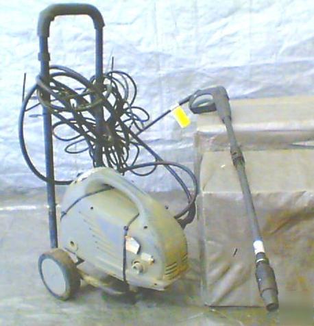 2 hp, 1300 psi, 1.6 gpm pressure washer with cart