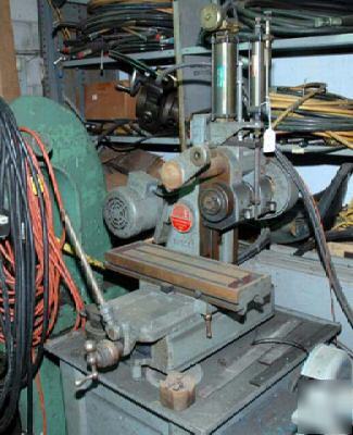 Barker horizontal milling machine: horizontal milling m