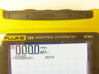 Fluke 124 industrial scopemeter 40MHZ - with extras