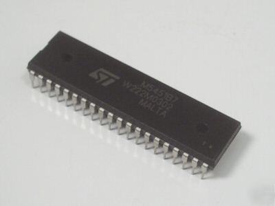 M5451 led driver 35 outputs / 4 - 5 digit alphanumeric