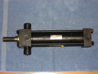 Parker 2H hydraulic cylinder. 2.5