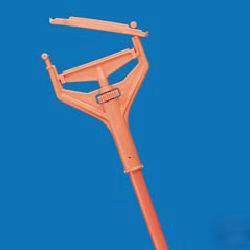 Plastic speed change mop handle-latchgate-fibrglass-63