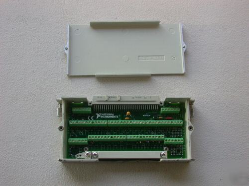 National instruments. scxi-1127 with scxi-1331