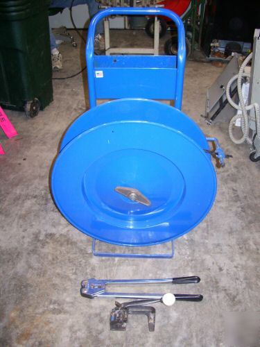 Plastic straping cart with tensioner, crimper & clips