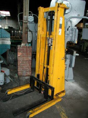 Presto-lee electric hydraulic lift truck 1000 lbs