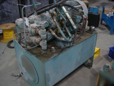 Vickers hydraulic power unit PVB20 5 hp LL00 rpm 20 gpm