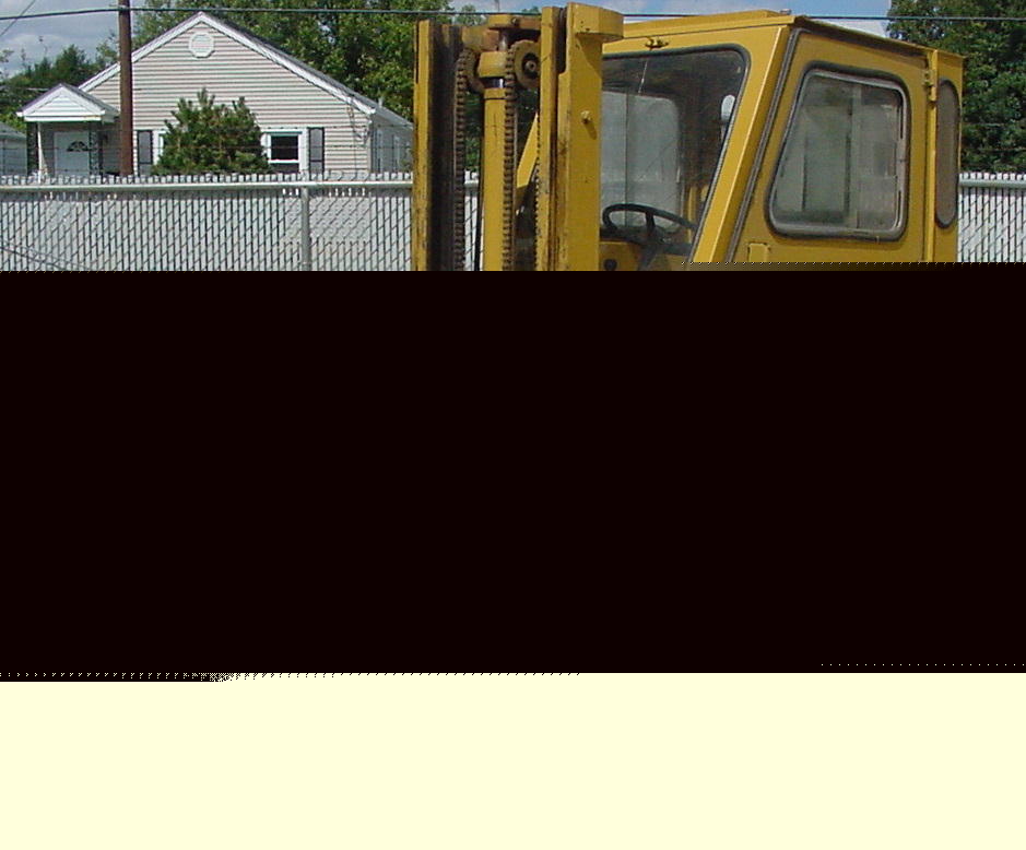 Caterpillar M60V 6000 lb forklift 6 pnuematic tires