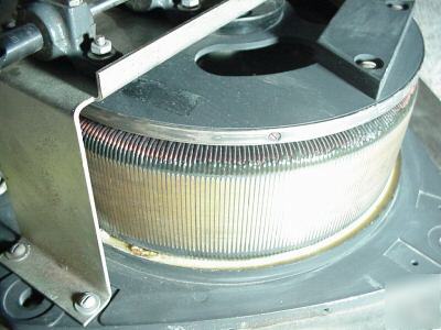 G.e. 120-240V 0-240/280V 30 amp variable transformer