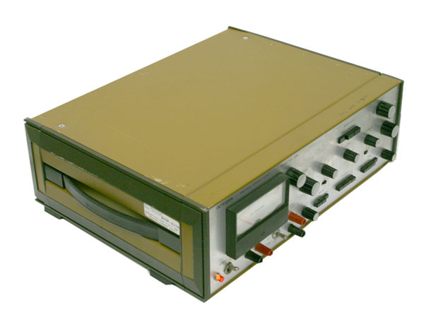 Integra scs-300B 0-2A 2 amp dc sweeping current supply