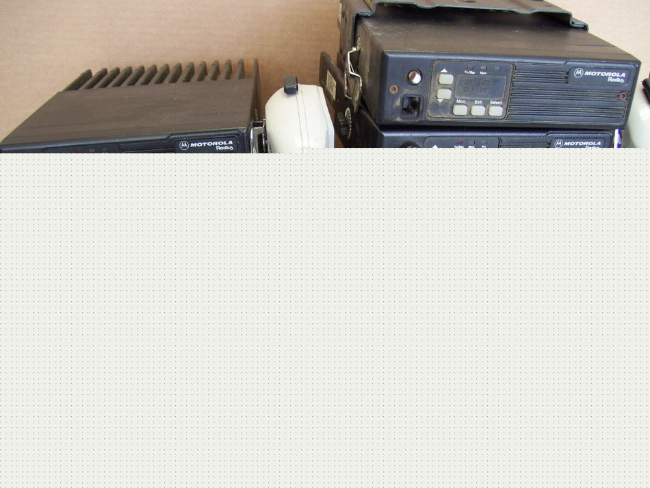 Lot of 10 motorola radius emergency vehicle radio - 