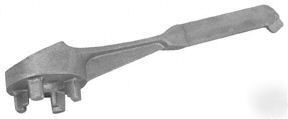 Non-sparking drum plug wrench