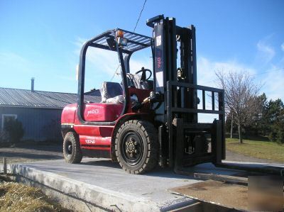 2007 yuchai forklift - diesel, 7716 lb. load capacity