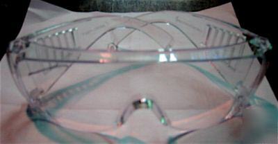20 clear plastic safety glasses