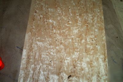 Figured kerlian birch veneer 16 @ 12'' x 27'' [1586]
