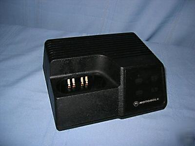 Motorola saber rapid charger NTN4734