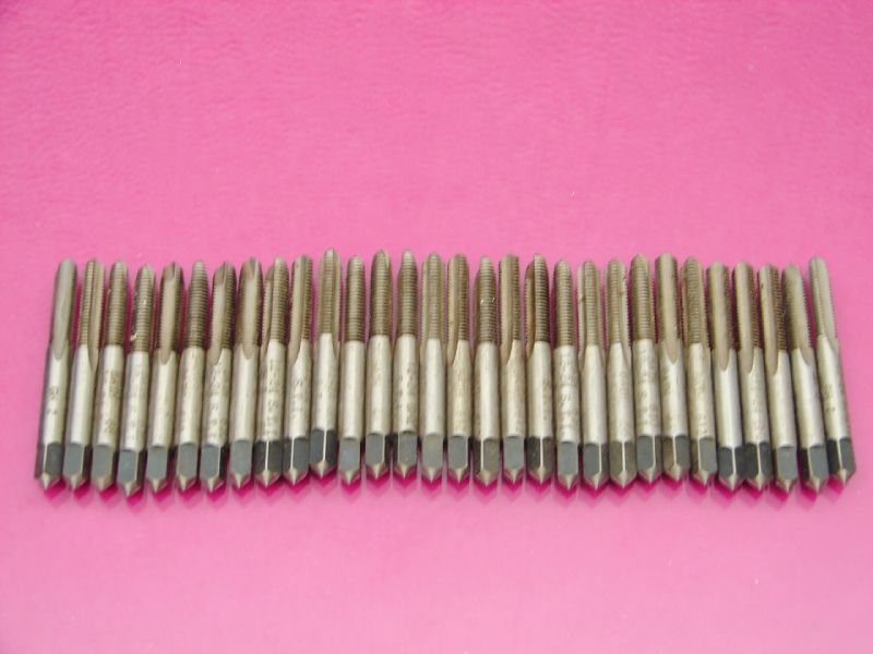 New 29 bath # 12 -- 24 sti plug hand tap (lot 2119)