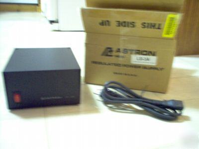Nice astron power supply 3 amp constant / 4 amp surge