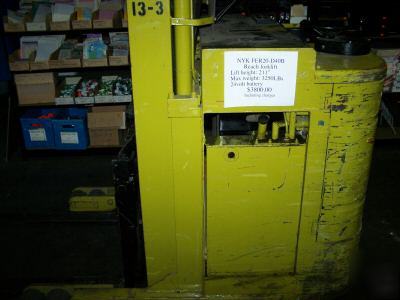 Nyk forklift FER20-D40B 3250LBS 24V w/charger