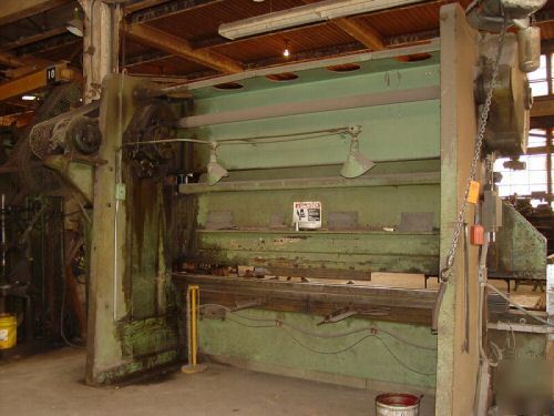 300 ton cincinnati series 120 mechanical press brake