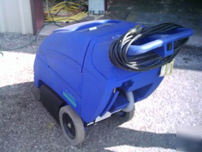 Clarke alto 16-i carpet extractor vacuum floor scrubber
