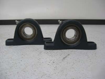 Skf yet 206-103 pillow block bearings lot of 2