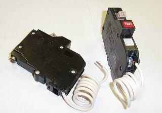 New cutler hammer ch circuit breaker 1P 15A CH115GF