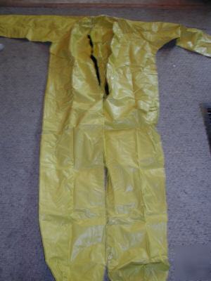 New pvc anti c one peice rain suit,gear, medium