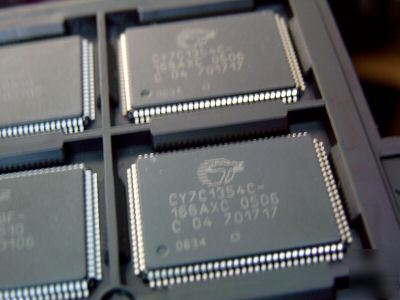 9MBIT and 2MBIT sram ram sdram memory no qty 11