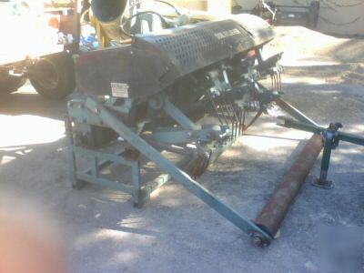 Soil reliever deep tine aerators turf tine 12