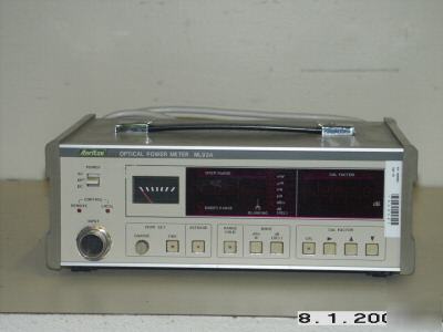 Anritsu ML93A optical power meter. 0.38-1.8UMSENSITIVE