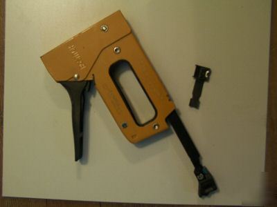 Bostitch outward clinch stapler hvac , carpets, insulat