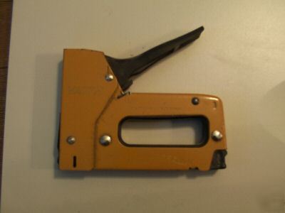 Bostitch outward clinch stapler hvac , carpets, insulat