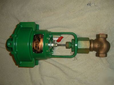 Fisher controls 1/2 reversible diaphragm actuator valve
